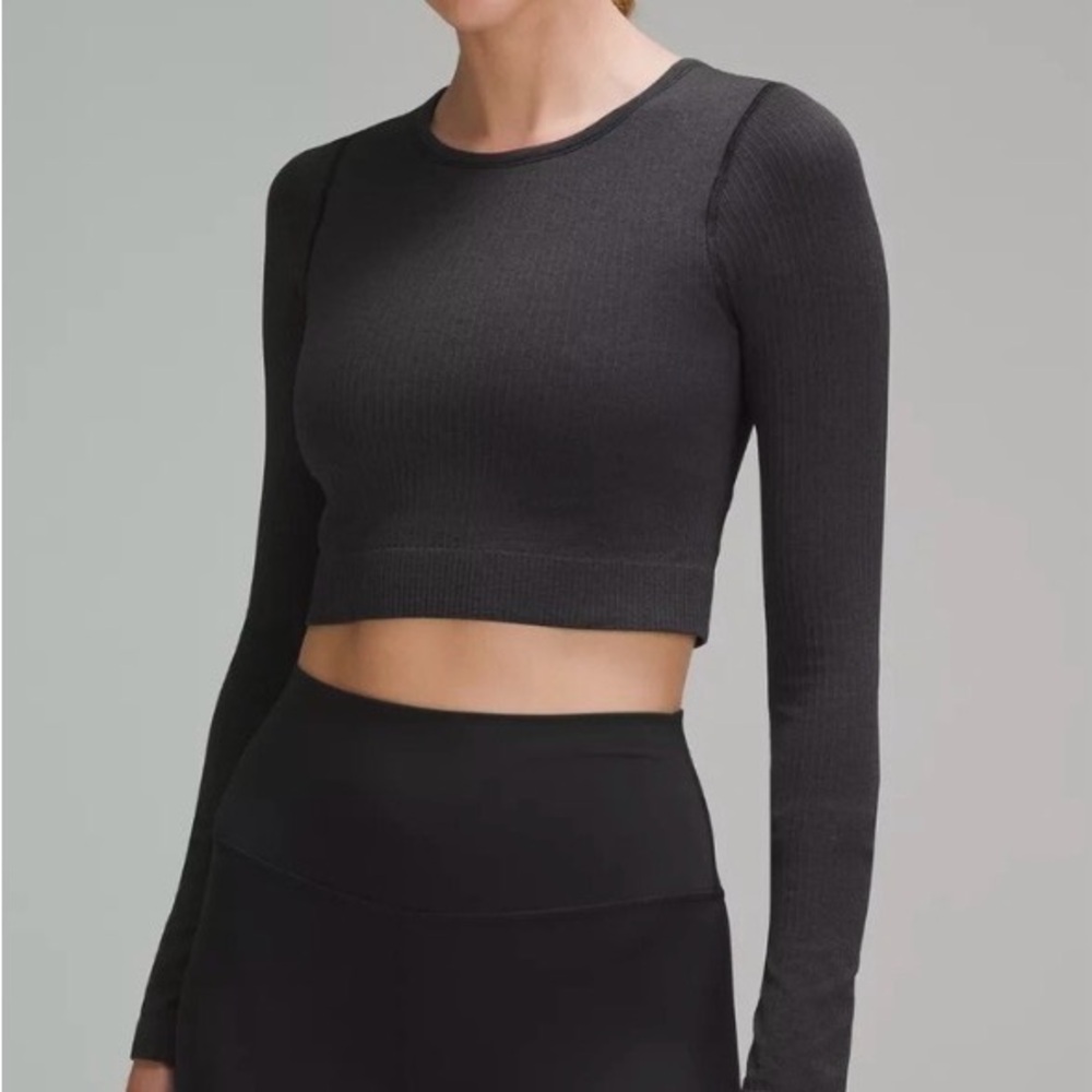 lululemon athletica Charcoal Long Sleeve Crop Top